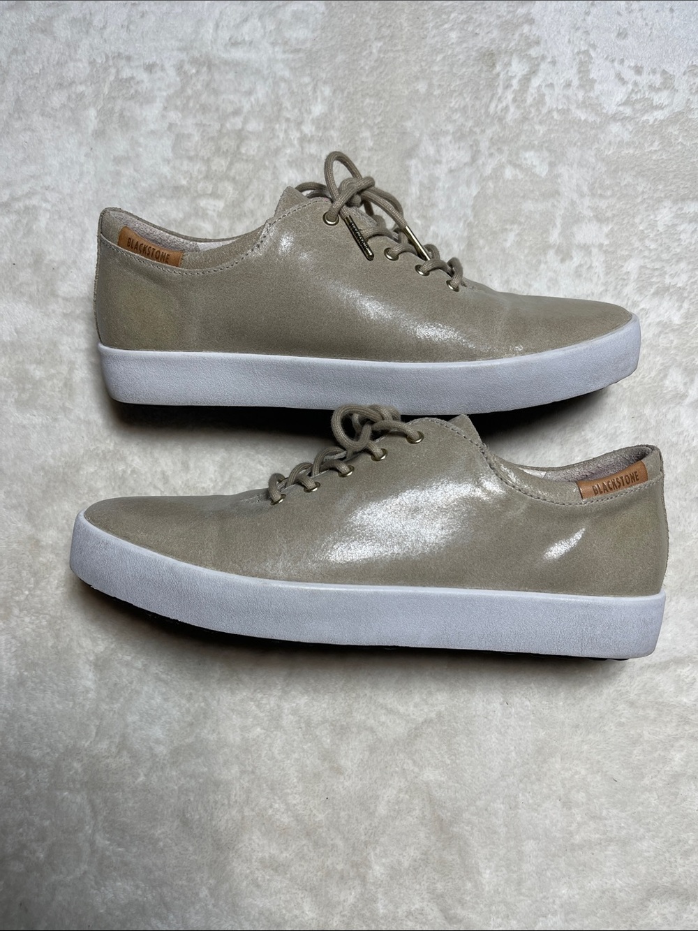 Blackstone Women's PL-74 Low Top Lace-Up Sneakers with White Sole Size 39